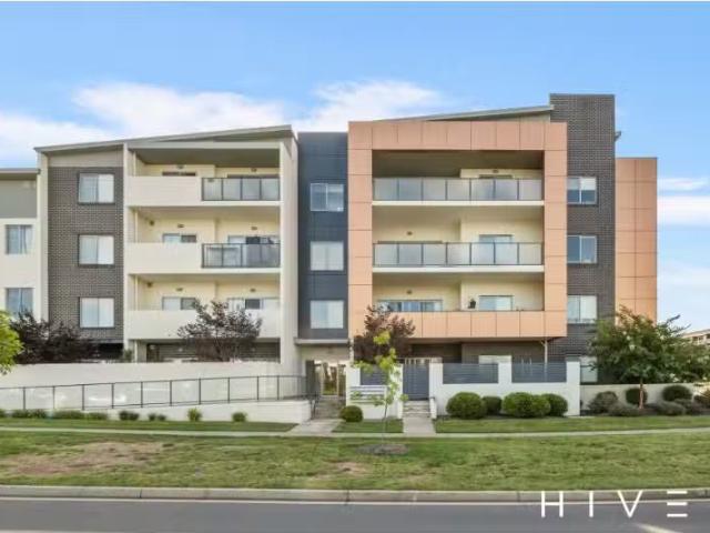 Unique 2 BR 34/2 Serventy Street, Wright Apartment for rent L.