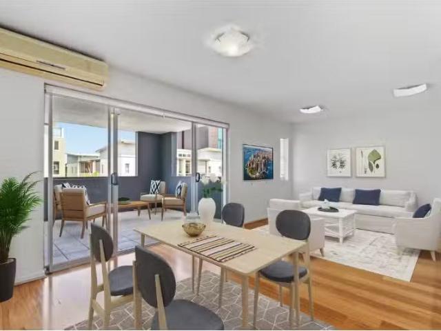 Nice 2 BR 37/78 Merivale Street, South Brisbane Apartment for.