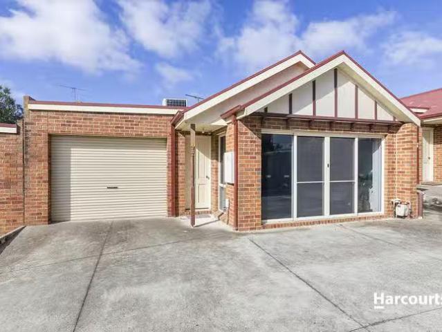 Deal! 2 BR 3/79 Francis Street, Belmont, VIC 3216