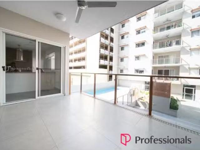 Charming 2 BR 303/31 Smith Street, DARWIN CITY House for rent.