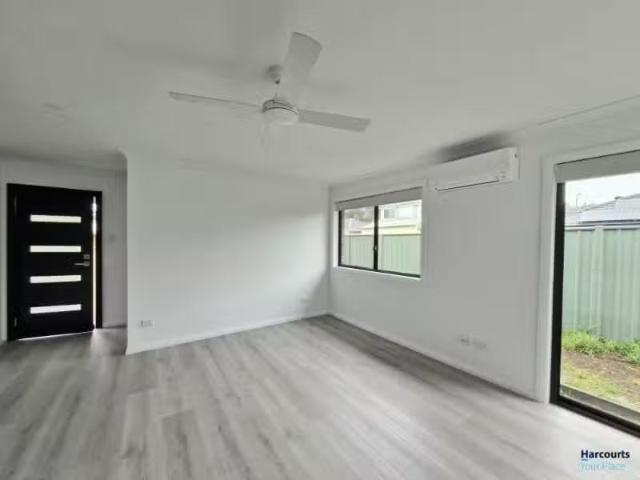 Deal! 2 BR 30A Emerson Street, SHALVEY Apartment for rent Lis.