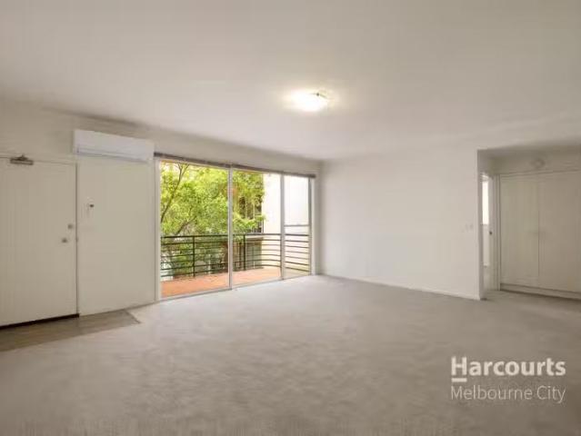 Cheap 2 BR 31/28 Jeffcott Street, WEST MELBOURNE, VIC 3003 A.