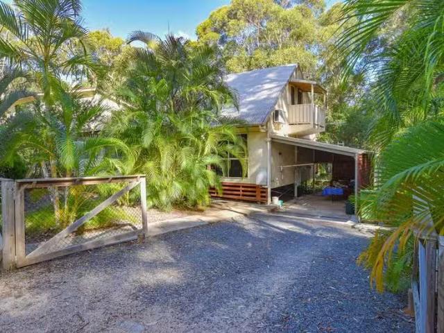 Just in! 2 BR 32 Ilumba Street, Russell Island, QLD 4184