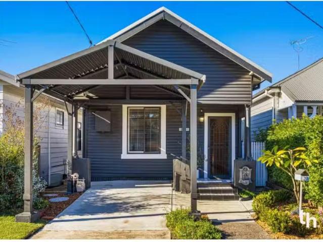 Cheap 2 BR 3 Melbourne Road, Broadmeadow House for rent Liste.