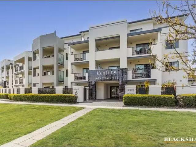 Charming 2 BR 45/6 Cunningham Street, Griffith Apartment for r.