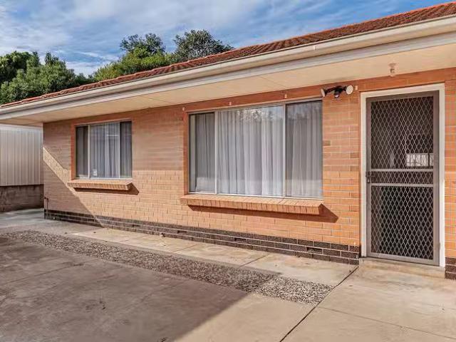 Charming 2 BR 4/6 Kapoola Avenue, Felixstow, SA 5070