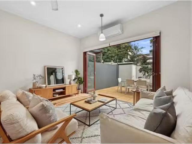 Rental! 2 BR 41 Probert Street, Camperdown House for rent Lis.