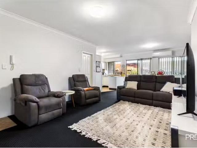 Cozy 2 BR 4/346 Jamison Rd, Jamisontown Apartment for rent Li.