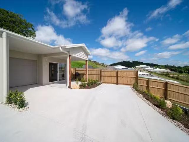 Cheap 2 BR 4B Garden Place, NAMBOUR, QLD 4560 House for Rent