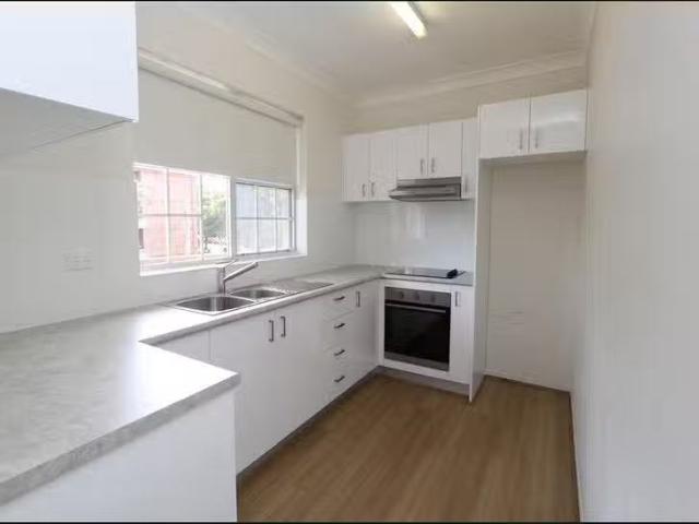Rental! 2 BR 5/45 Warialda Street, Kogarah, NSW 2217