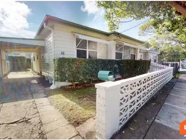 Deal! 2 BR 50 Nevill Street, Mayfield House for rent Listed b.