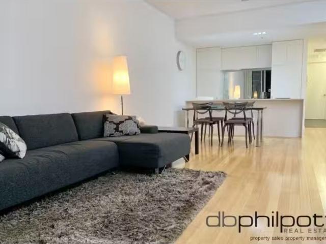 Unique 2 BR 5/115 Gilbert Street, Adelaide Apartment for rent.