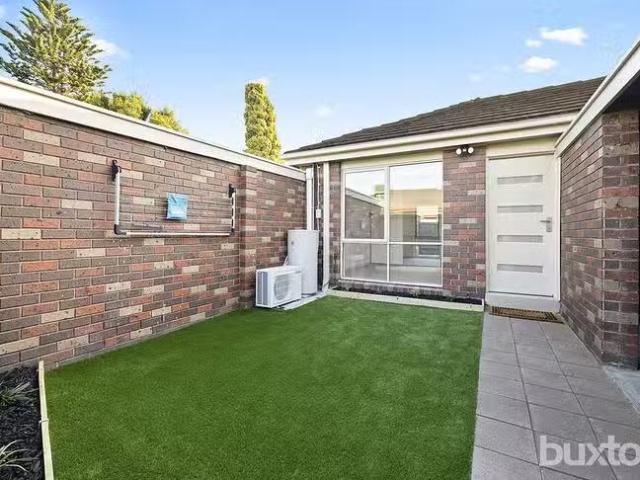 Unique 2 BR 5/1 3 Venice Street, Mentone, VIC 3194