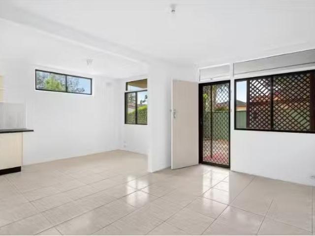 For Rent! 2 BR 5/220 Terrigal Drive, Terrigal Apartment for re.