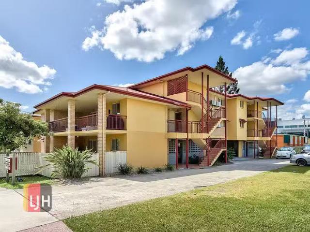 Nice 2 BR 5/25 Bradshaw Street, Lutwyche, QLD 4030