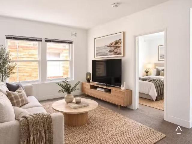 Just in! 2 BR 5/3 Wulworra Avenue, CREMORNE POINT Apartment fo.