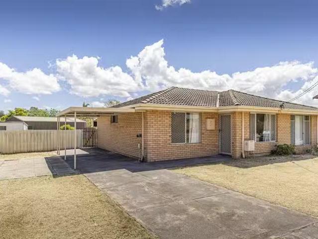 Just in! 2 BR 5 Fulham Street, Kewdale, WA 6105