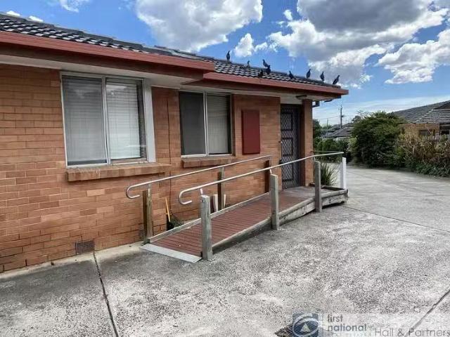 Deal! 2 BR 6/48 Potter Street, Dandenong, VIC 3175