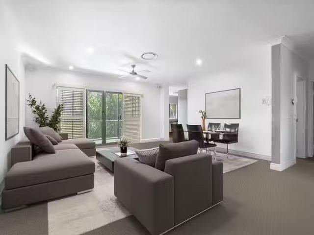 Charming 2 BR 6/17 Dauphin Terrace, Highgate Hill, QLD 4101