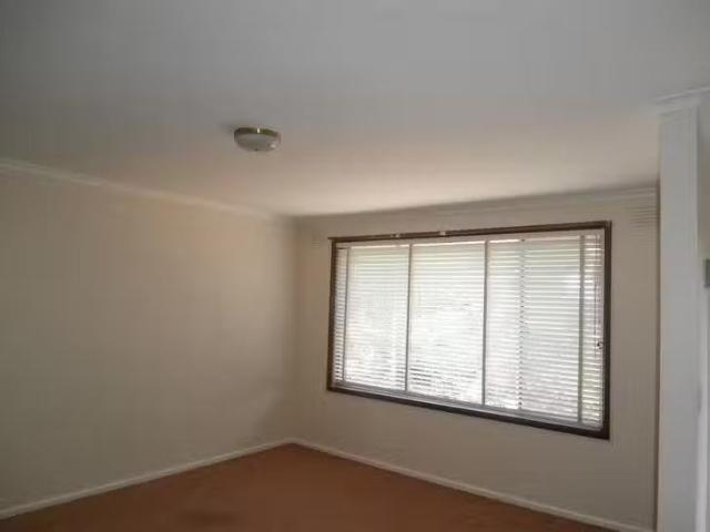 Charming 2 BR 6/15 Leonard Avenue, Noble Park, VIC 3174
