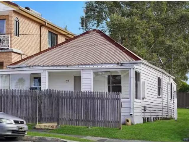 Rental! 2 BR 62 Church Street, Wollongong House for rent List.