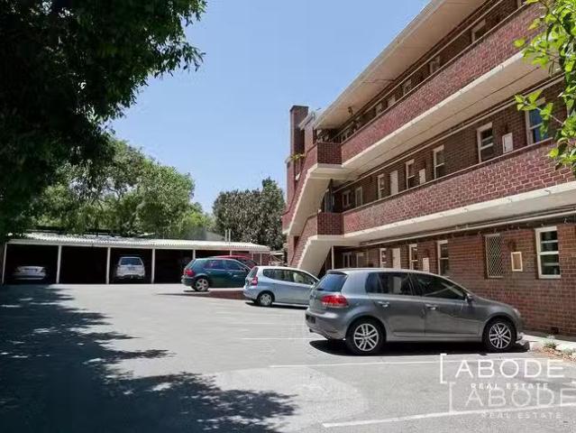 Deal! 2 BR 7/454 Stirling Highway, Peppermint Grove, WA 6011