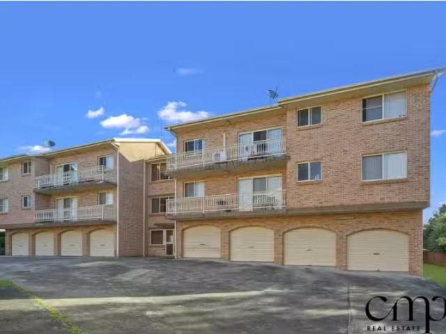 Just in! 2 BR 8/21 Gilchrist Drive, ENGLORIE PARK Apartment fo.