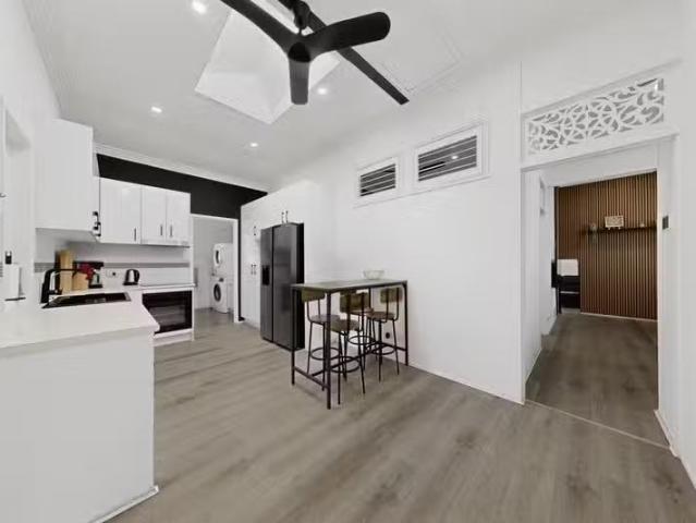 Rental! 2 BR 900C Sandgate Road, CLAYFIELD, QLD 4011 Apartme.