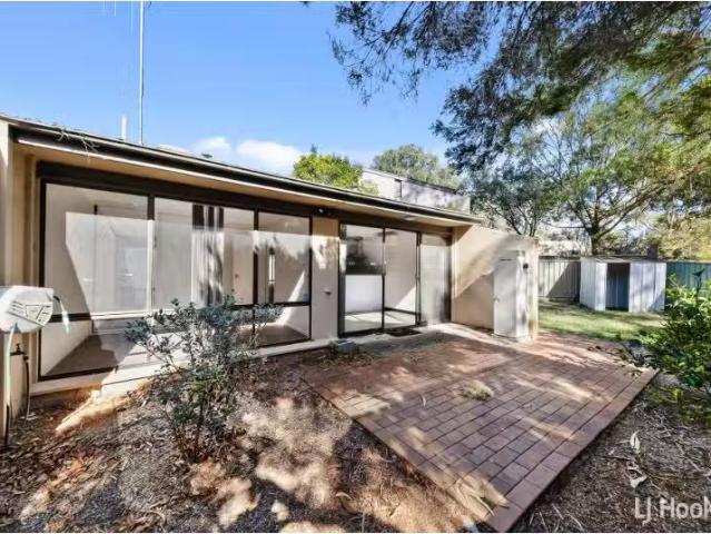 Charming 2 BR 9 Connelly Place, BELCONNEN House for rent List.