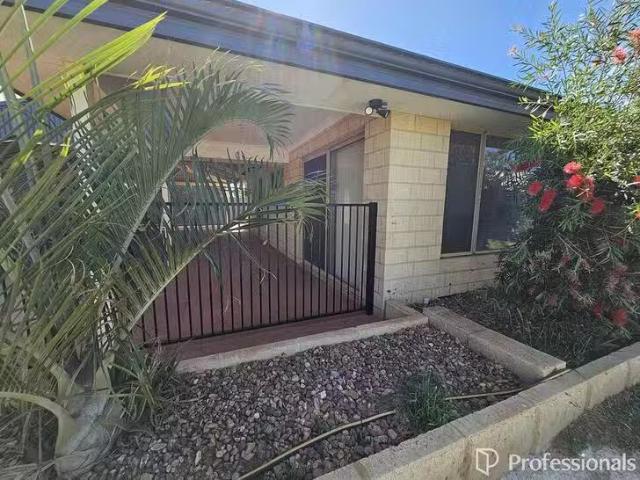 Nice 2 BR 9 Eucalyptus Road, Woorree, WA 6530