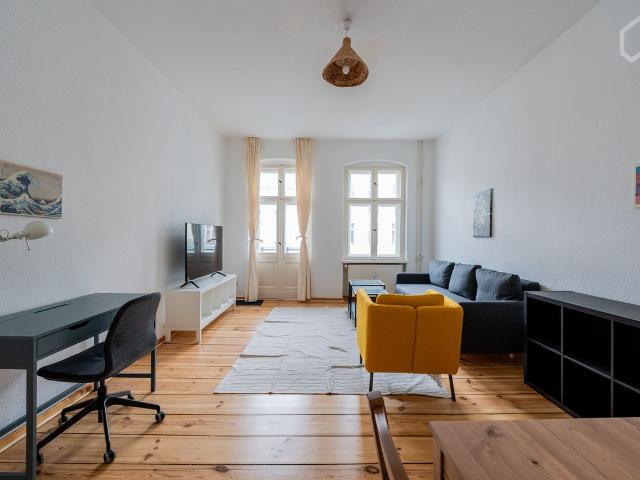 Charming 2 room apartment in central location Friedrichshain, Berlin Amsterdam Apartments for Rent