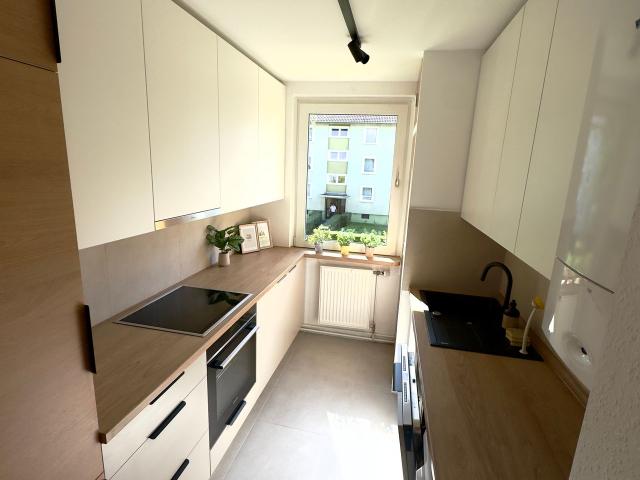 Charming 2 room apartment in Hanover with balcony & high speed Wi Fi, Hannover Amsterdam Apartments for Rent