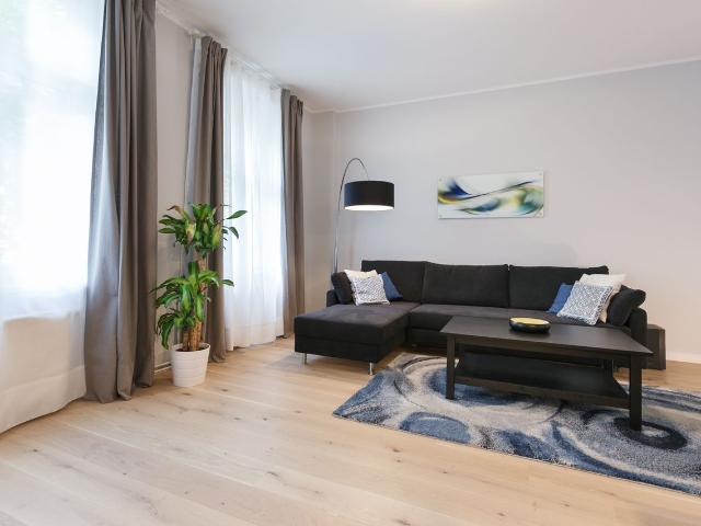 Charming 2 room apartment in the heart of Prenzlauer Berg, Berlin – Prime location!, Berlin Amsterdam Apartments for Rent