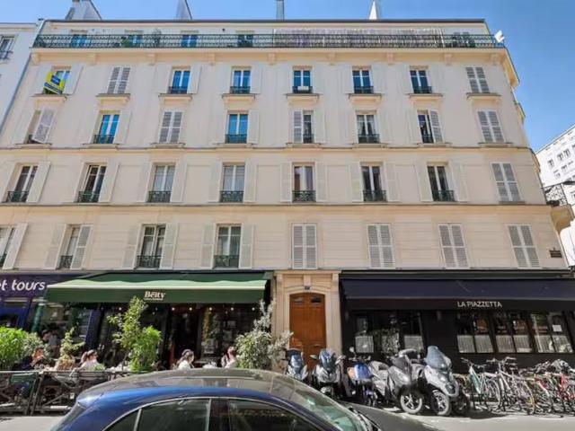 Charming 2 room studio apartment in Levallois Perret