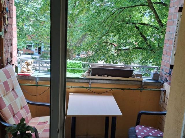 Charming 2 room period apartment in Berlin Wilmersdorf – furnished and ready for immediate occupancy, Berlin Amsterdam Apartments for Rent