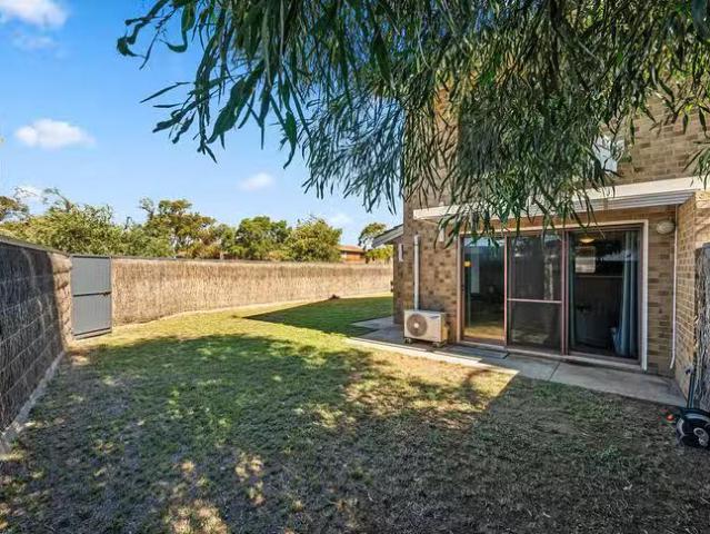 Rental! 2 Sportsmans Drive, West Lakes, SA 5021