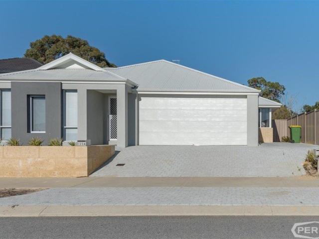 Charming 2 x 1 Home in Peaceful Meadow Springs Location