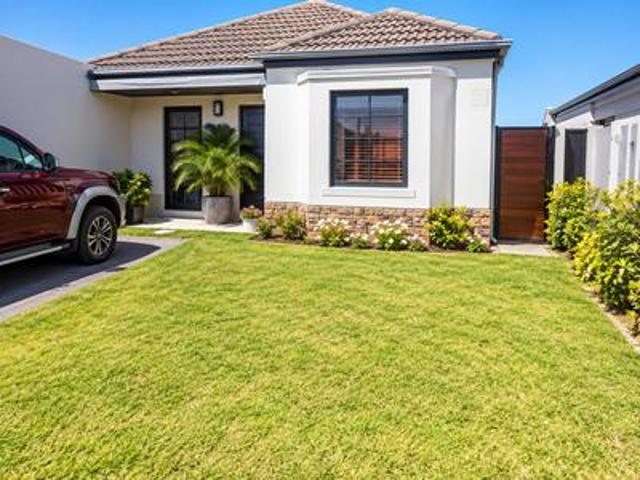 charming 2.5 bedroom home in glenwoo.
