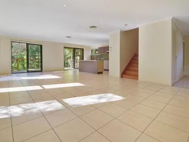 Rental! 33 First Avenue, Caloundra, QLD 4551
