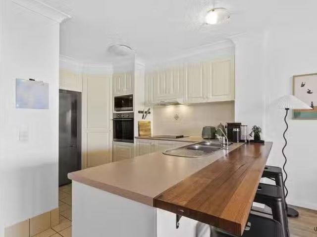 For Rent! 30/1198 Gold Coast Highway, Palm Beach, QLD 4221