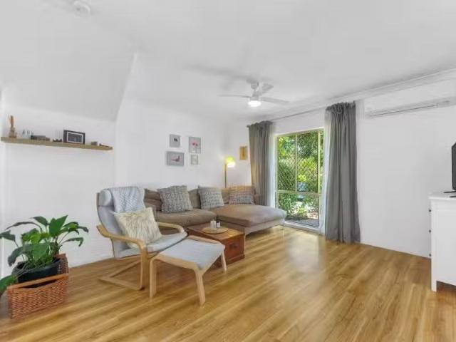 Rental! 30/7 Titania Street, Morningside Townhouse for rent L.