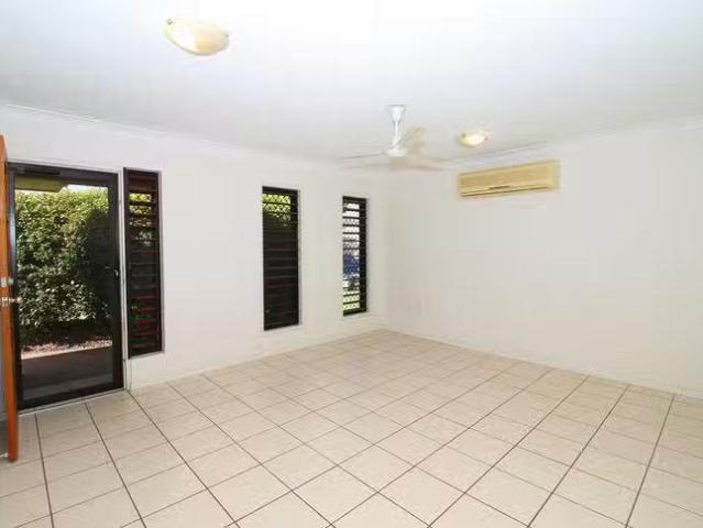 Just in! 30 Elphinstone Drive, Kirwan, QLD 4817