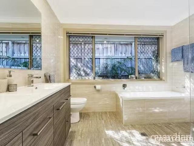 Rental! 30 Grange Road, Glenhaven, NSW 2156