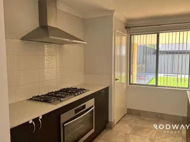 Cheap 30 Karangi Circle, Byford, WA 6122