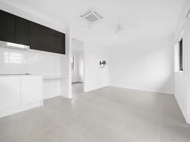 Cheap 30B Davidson Street, Oran Park, NSW 2570