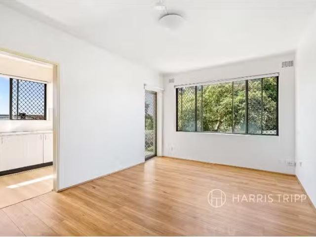 Rental! 3/1069 Canterbury Road, Wiley Park Apartment for rent.
