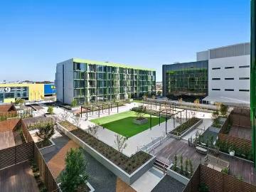 Deal! 310/6 Baumea Way, Innaloo, WA 6018