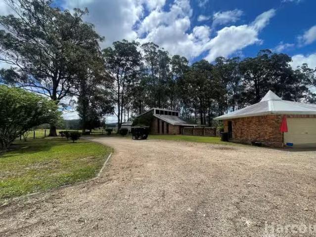Deal! 310 Upper Smiths Creek Road, Kundabung, NSW 2441 House.