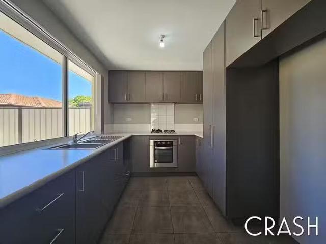 Deal! 3/114 Lewington Street, Rockingham, WA 6168