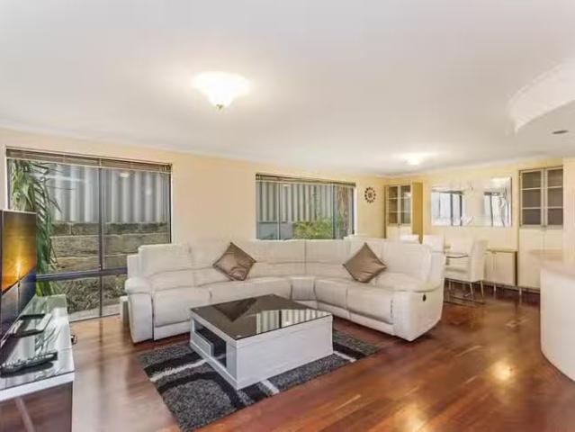 Rental! 3/110 Labouchere Road, South Perth, WA 6151